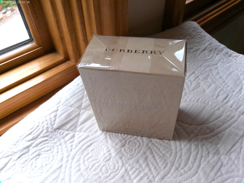 BURBERRY FOR WOMEN EDP 1.6 fl. oz. SPRAY NEW IN SEALED BOX 50ml MADE IN SPAIN gallery