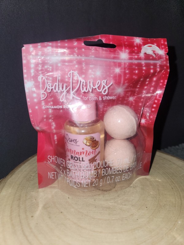 Body Raves Cinnamon Roll Shower Gel 1.7 Oz & 2 Bath Bombs Set~New