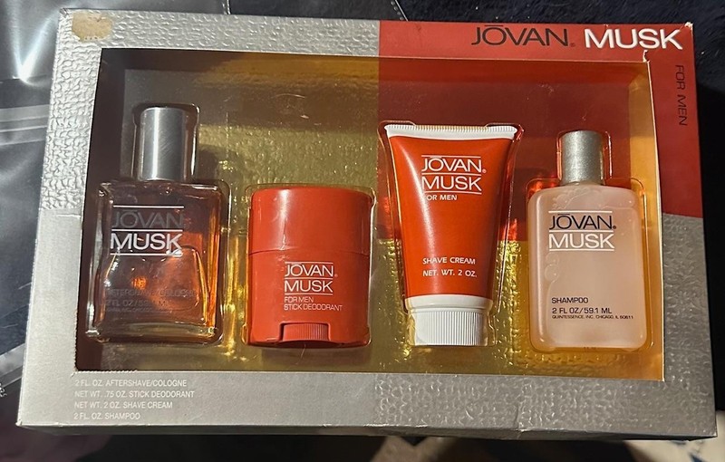 Vintage Jovan Musk Aftershave Cologne W/ Deodorant, Shampoo, Shave Cream NEW