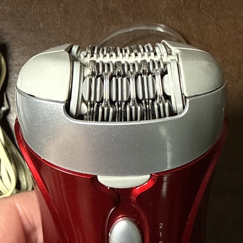Emjoi AP-18 Emagine Tweezer Head Epilator Hair Remover Red Tested Discontinued gallery