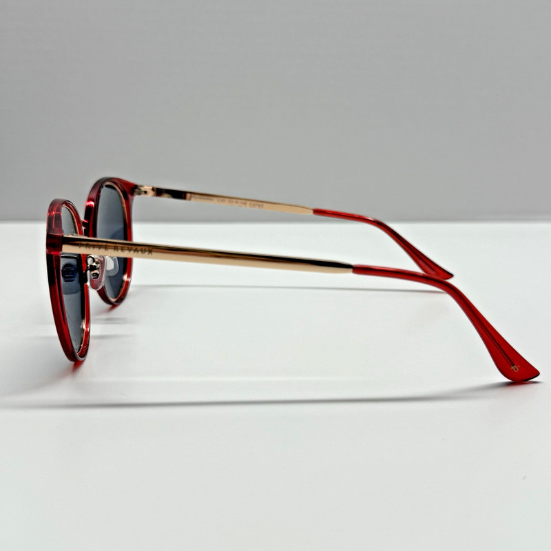 -Designer Polorized Sunglasses- Privé Revaux WaveSeeker 148mm -With Case- gallery