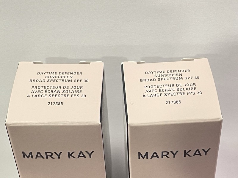2 Mary Kay TimeWise Daytime Defender Sunscreen Spectrum SPF 30 #217385 Exp 2026 gallery