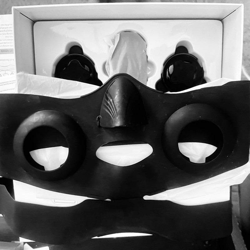 PREMIUM EMS FACE MASSAGER V LINE MASK ADJUSTABLE FACIAL TRAINING DEVICE RECHARGE gallery