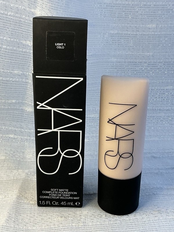 NEW NO SEAL NARS Soft Matte Complete Foundation OSLO LIGHT 1 45 ml / 1.5 fl oz