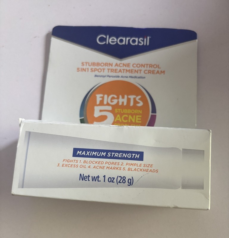 Clearasil Benzoyl Peroxide Stubborn Acne Spot Treatment Cream, 1 oz Exp 06/2026