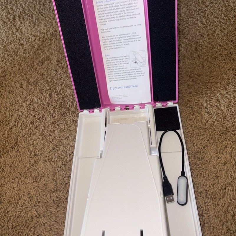 Stedi Pedi - Pink with Lit Magnifier and USB Light EUC gallery