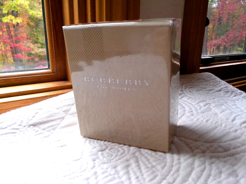 BURBERRY FOR WOMEN EDP 1.6 fl. oz. SPRAY NEW IN SEALED BOX 50ml MADE IN SPAIN
