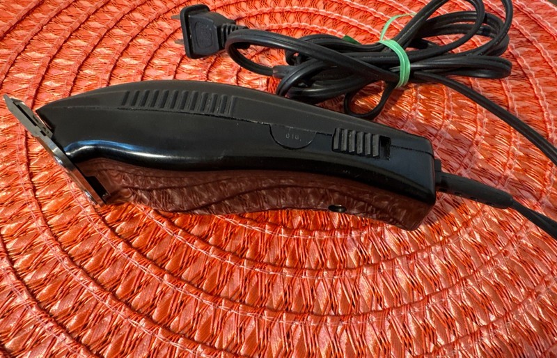 Wahl Hair Clippers Homepro Model CMCO 120V 60 Hz 9 Watts Tested Working gallery