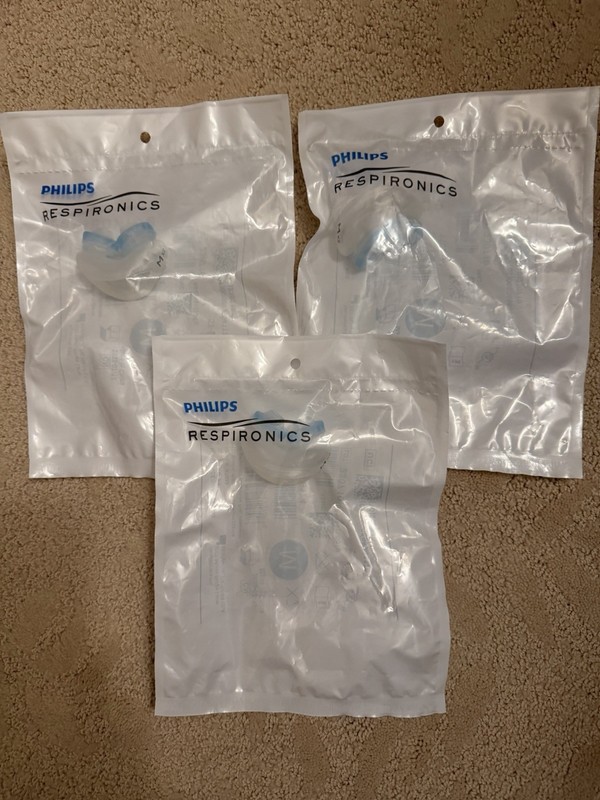 NEW Philips Respironics M Nuance/Pro Gel Pillows Cushion RP 1105174 (LOT 3 pcs)