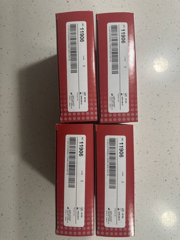 Hollister 11906 Ostomy Skin Barrier Wafers (20 Total) Exp 2030 NEW Free Shipping gallery