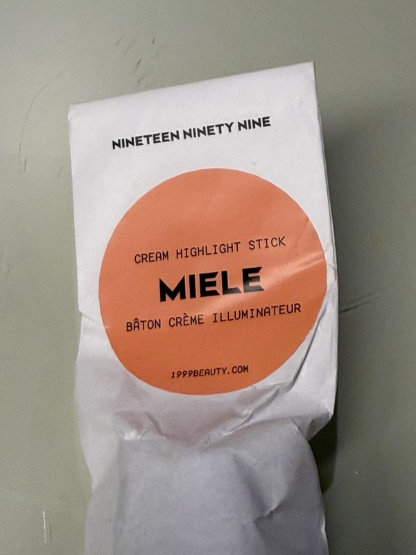 $34 1999 Beauty MIELE Cream Face HIGHLIGHTER STICK .23oz Nineteen Ninety Nine
