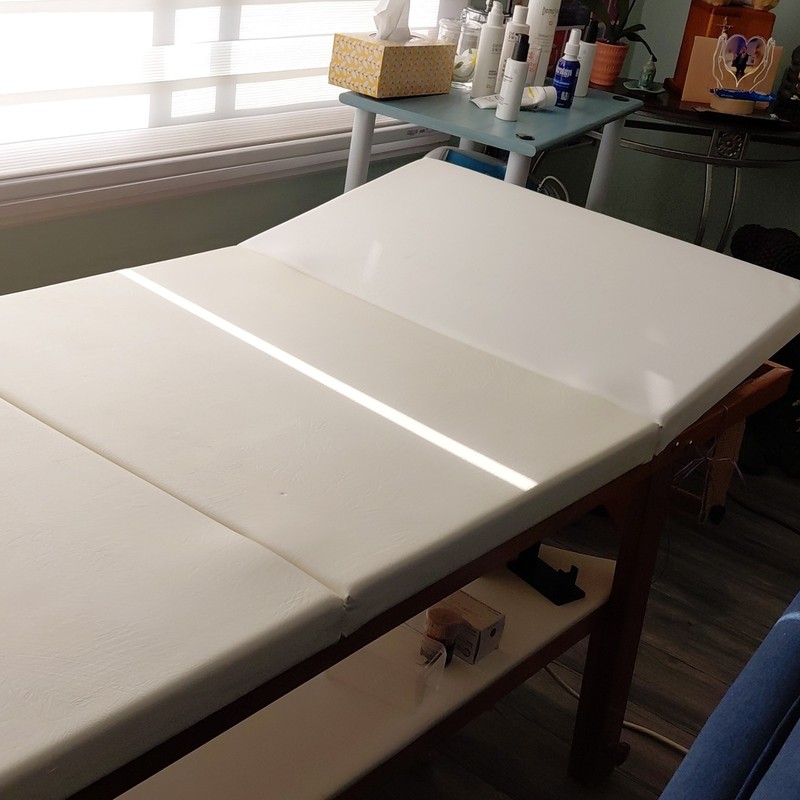 White Stationary Massage Table Faux Leather Wood Frame Adjustable Backrest