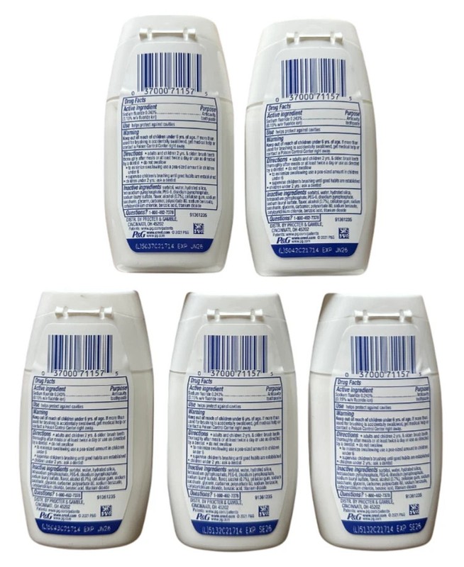 5× Crest Complete Plus Scope 3-In-1 Whitening Liquid Gel Toothpaste 4.6 oz Tubes gallery
