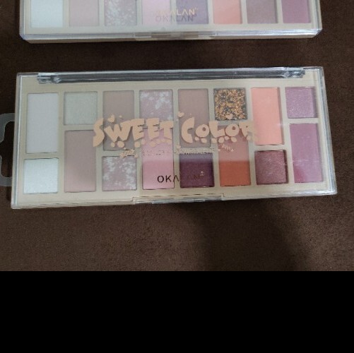 palette eyeshadow Oka’lan 16 – color shadows one each palette