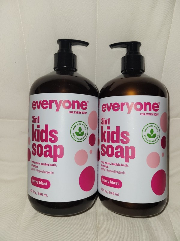 New 2 Pack Everyone for Every Body 3-in-1 Kids Soap, Berry Blast, 32 oz