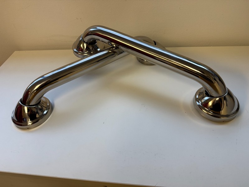 Stainless Steel Bath Safety Grab Bar, ADA Compliant 500lbs Loading Capacity (Chr gallery