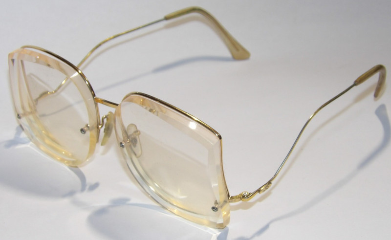 VINTAGE ELIZABETH ARDEN WOMEN’S EYEGLASSES BY SHURON! SEMI-RIMLESS! 57-14-135