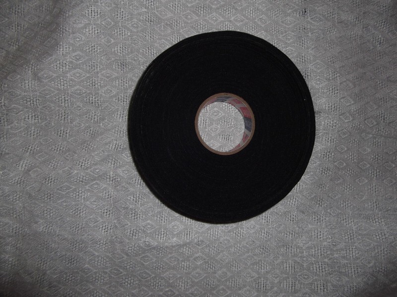 BLACK ATHLETIC TAPE 1 ROLL 1″x50yds. JAYBIRD * COSMETIC SECONDS *