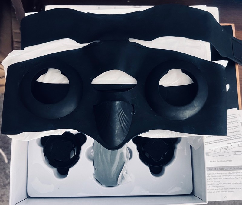 PREMIUM EMS FACE MASSAGER V LINE MASK ADJUSTABLE FACIAL TRAINING DEVICE RECHARGE gallery