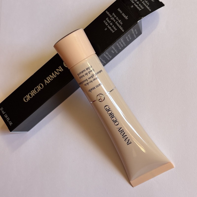 Giorgio Armani Neo Nude True-to-Skin Natural Glow Foundation # 9 1.18oz 35 ml