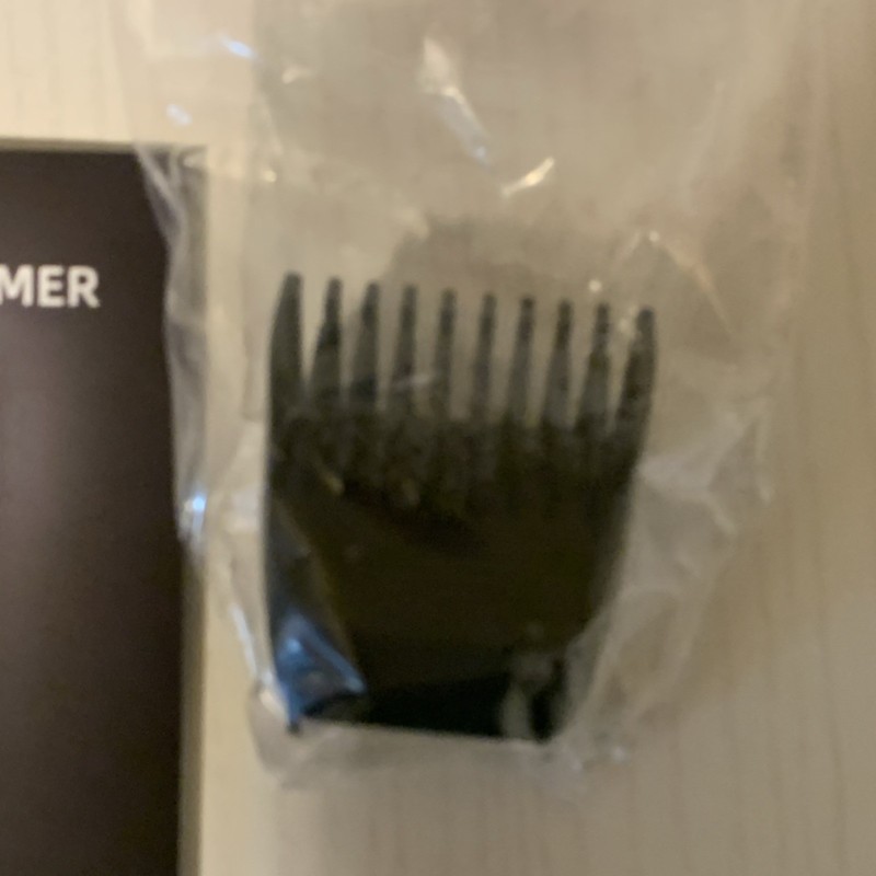 Rehoyo HT-8701 Cordless Beard Trimmer Adjustable Length Black for Men gallery